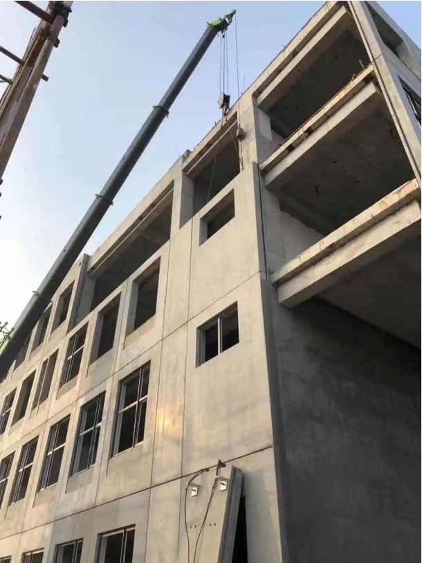 1713938796556.jpg 1713938796556.jpg